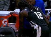 开云体育入口-雄鹿与快船热身赛上演大对决