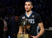 开云官网-钢铁意志与艺术足球的对决，巴斯托尼如何以毕尔巴鄂式压制终结佛罗伦萨的欧冠之梦