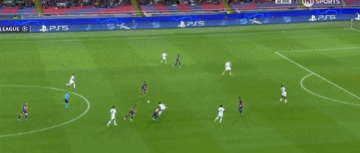 关于乌拉圭血洗意大利，费兰·托雷斯打破历史纪录的信息