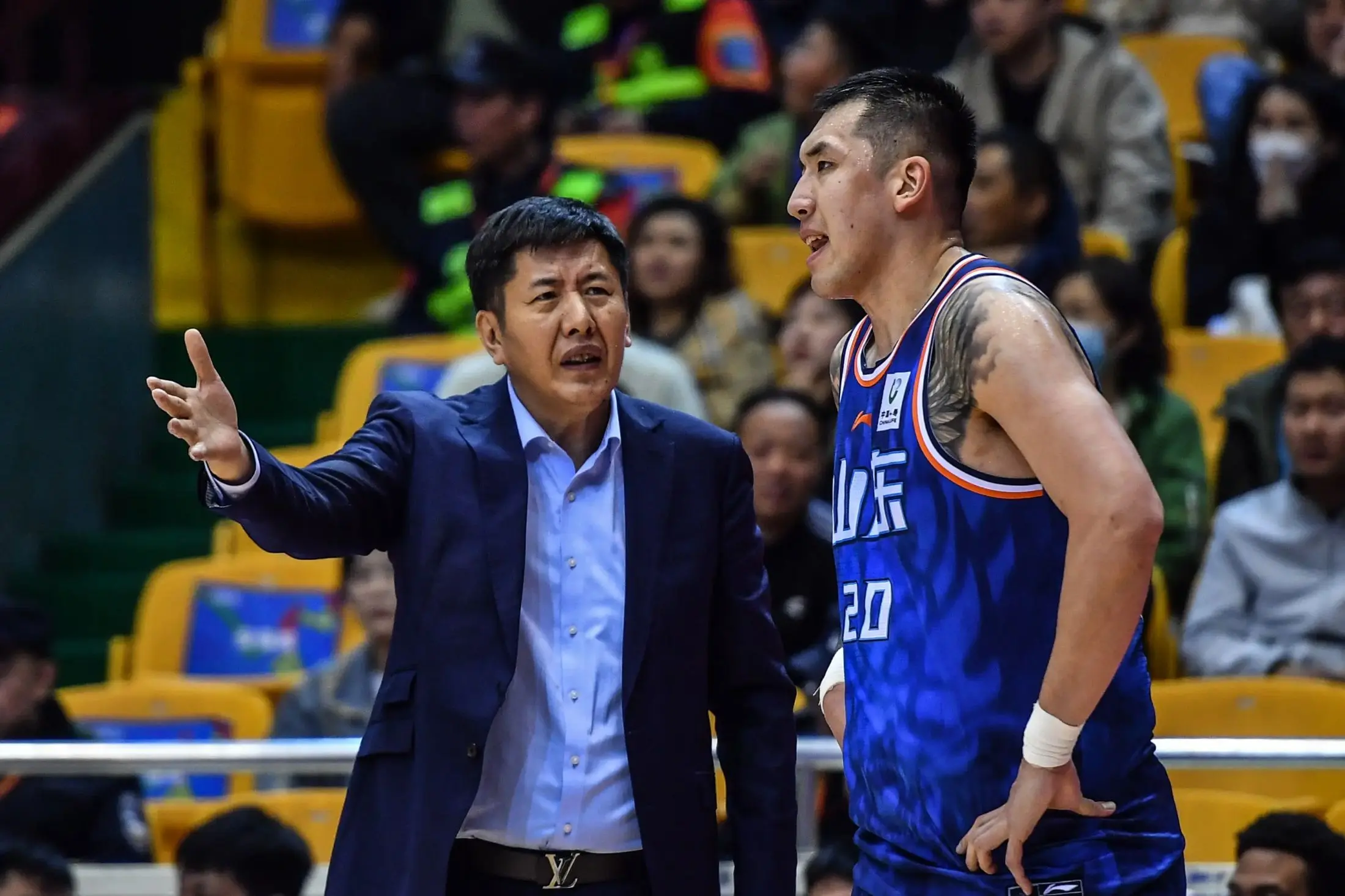 包含球队换帅风波,新教练上任备战落地的词条 包含球队换帅风波,新教练上任备战落地的词条