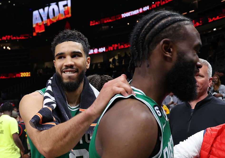 关于赛季关键战役，场上紧张气氛的信息