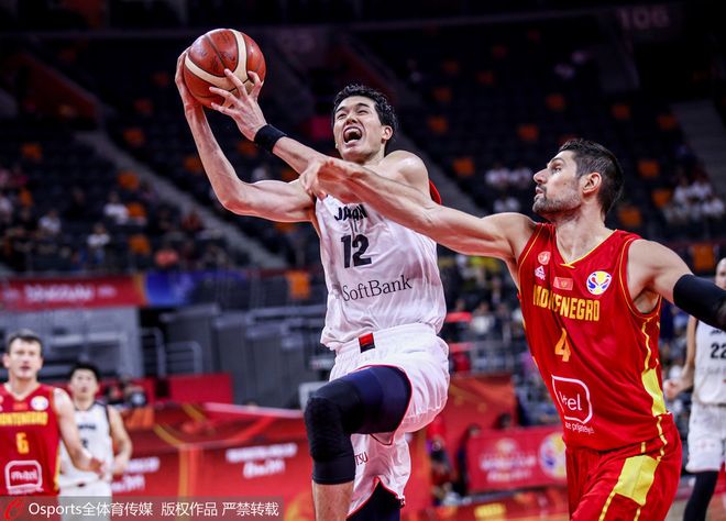 关于吉林队轻取上海队，武切维奇刷新纪录的信息