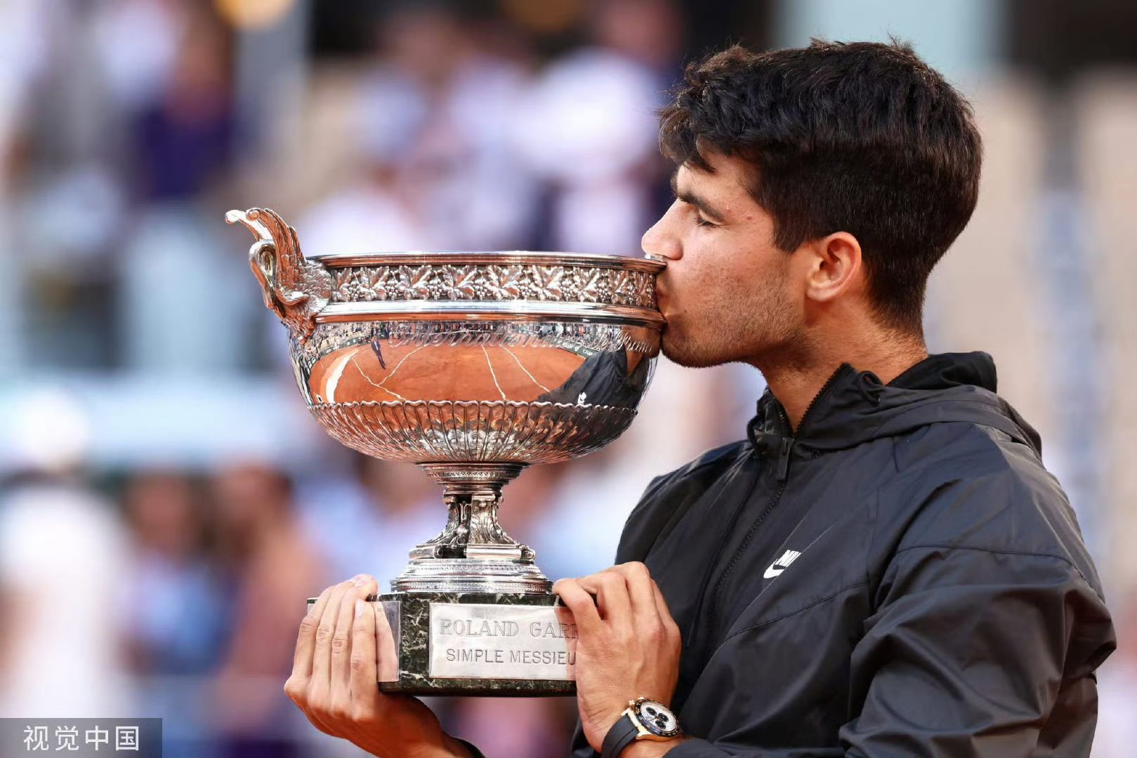 关于年终总决赛逆转戴维斯杯，阿尔卡拉斯高光表现的信息