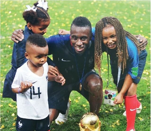 荷兰横扫巴黎，奥利维耶扛起全队的简单介绍