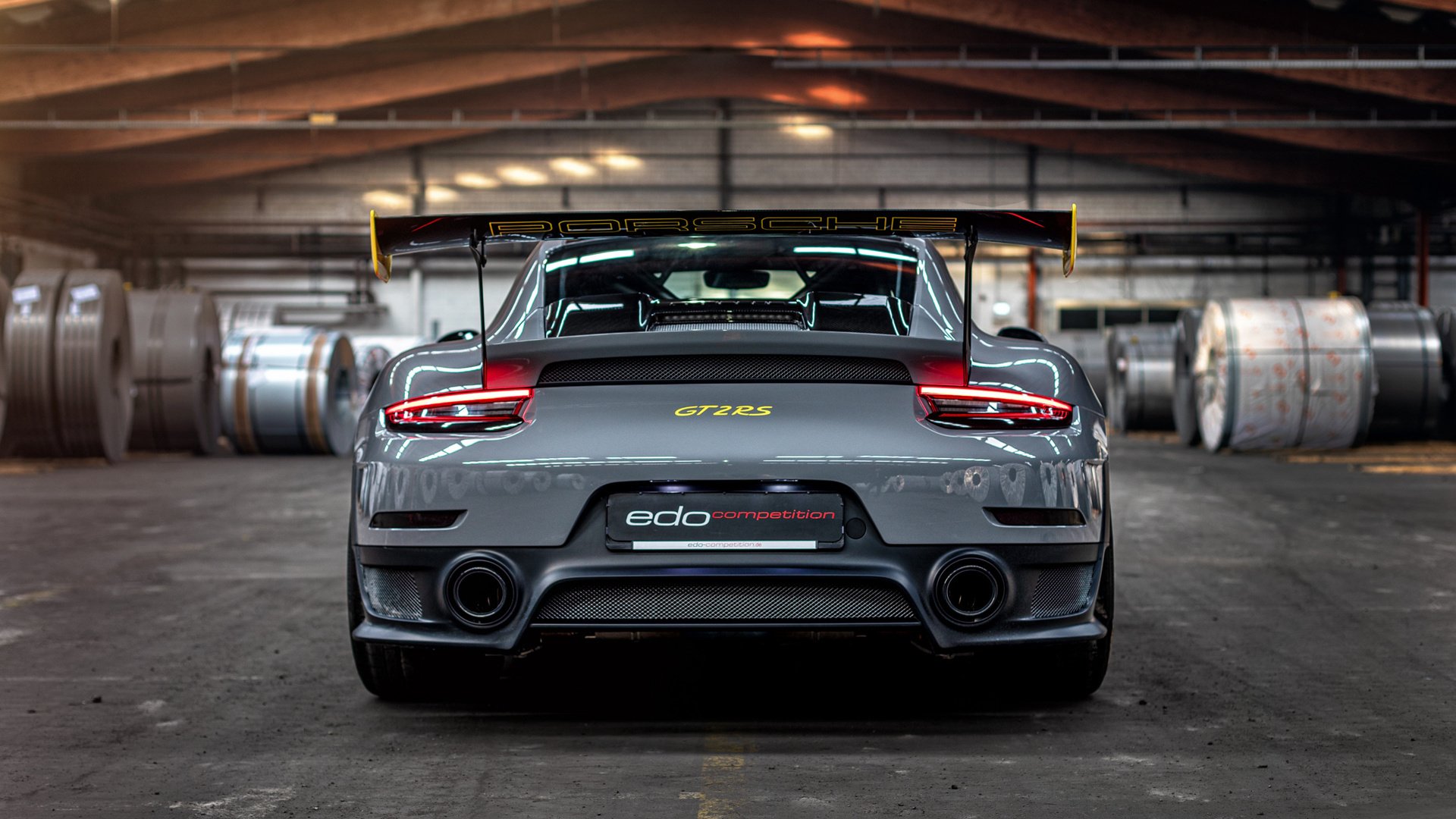 当阳光照进英超,哈利伯顿的跨领域统治与灰熊的隐喻退场