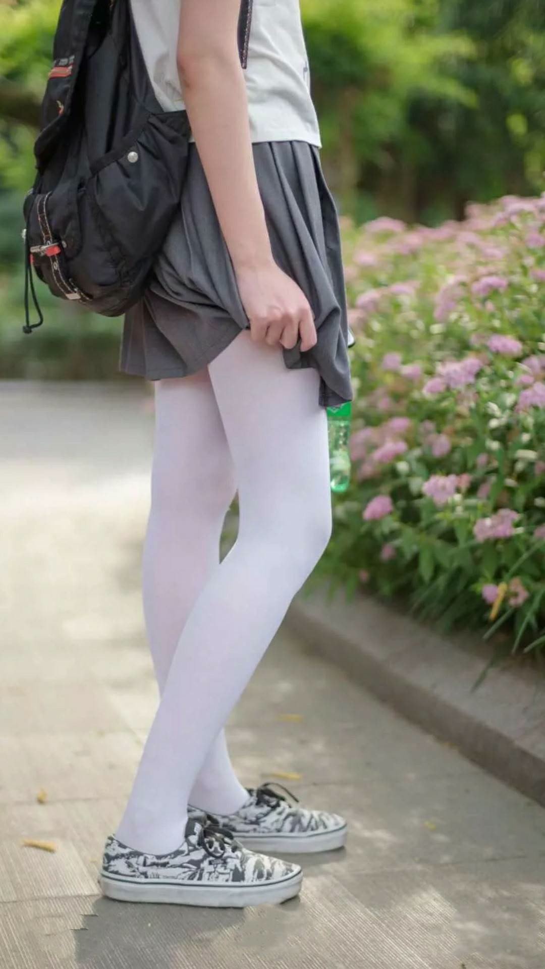 绝境双雄,C罗关键先生本色,加纳末节奇迹带走丹麦