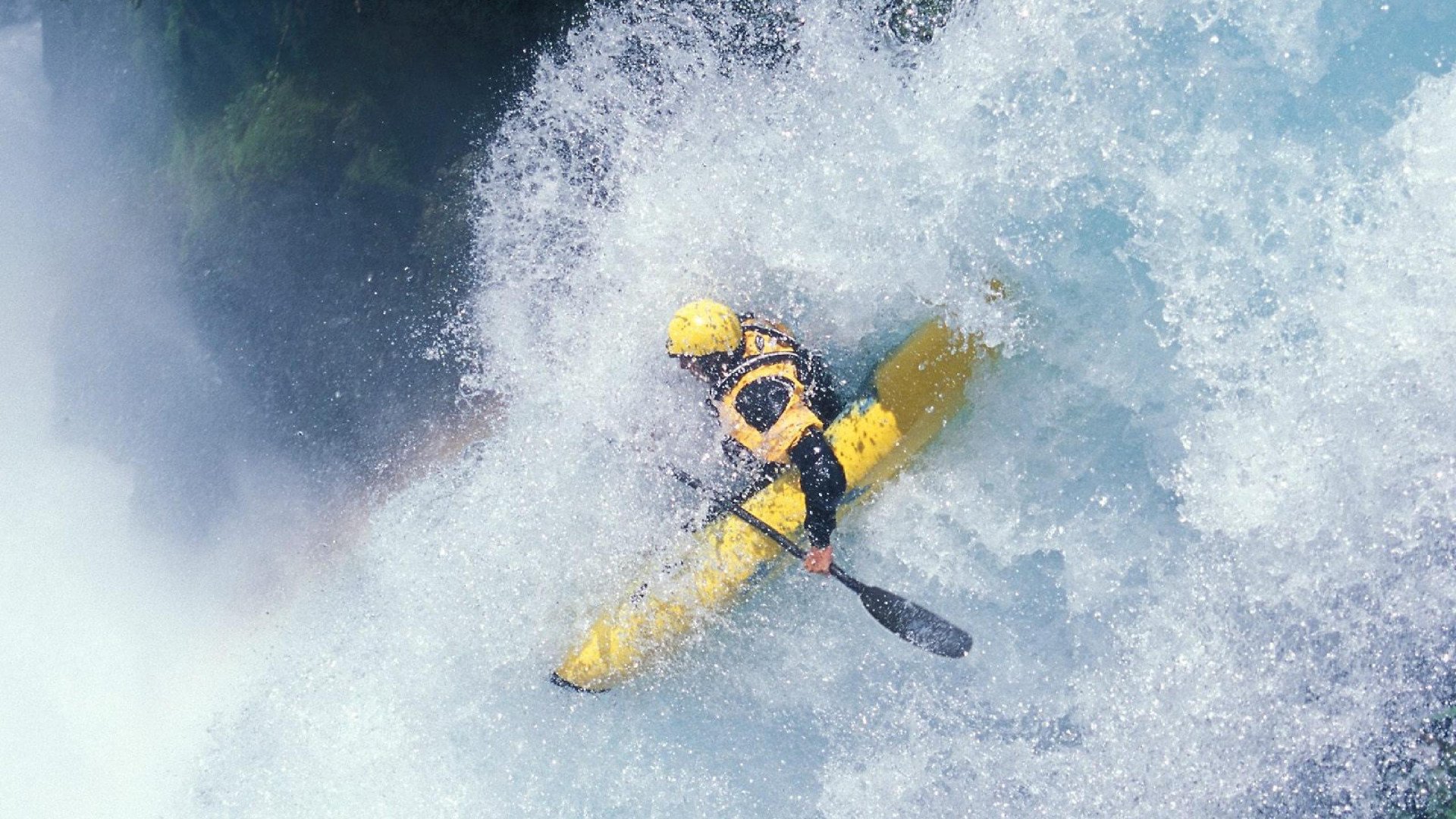 独行侠淘汰赛惊险过关上海队，保罗末节爆发化身关键先生