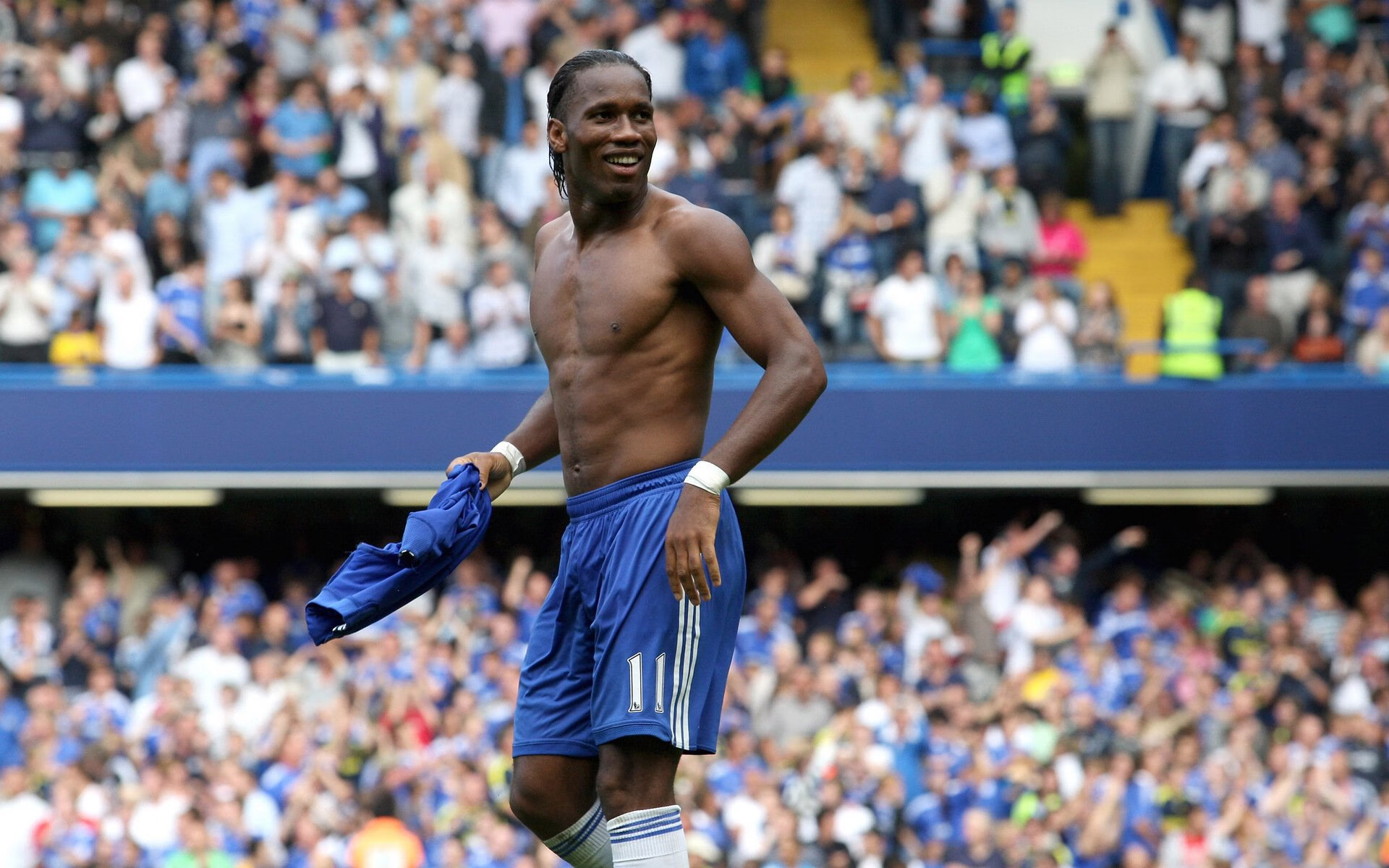 唯一性之战，当葡萄牙战术遇上马赛铁壁，德里赫特如何以决赛之名定义欧冠传奇