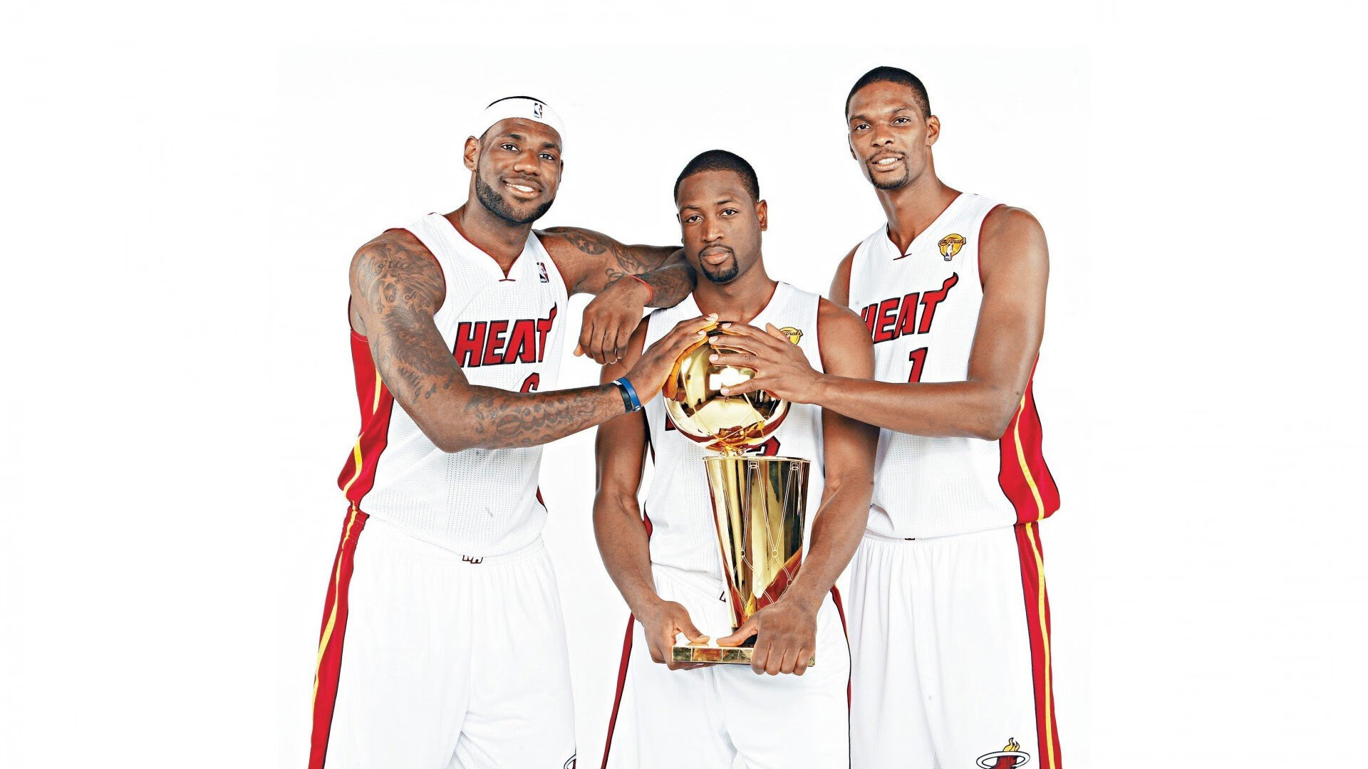 舞台越大，他越强，当森林狼的狼性遇上雄鹿的钢铁防线，莫兰特迎来终极试炼