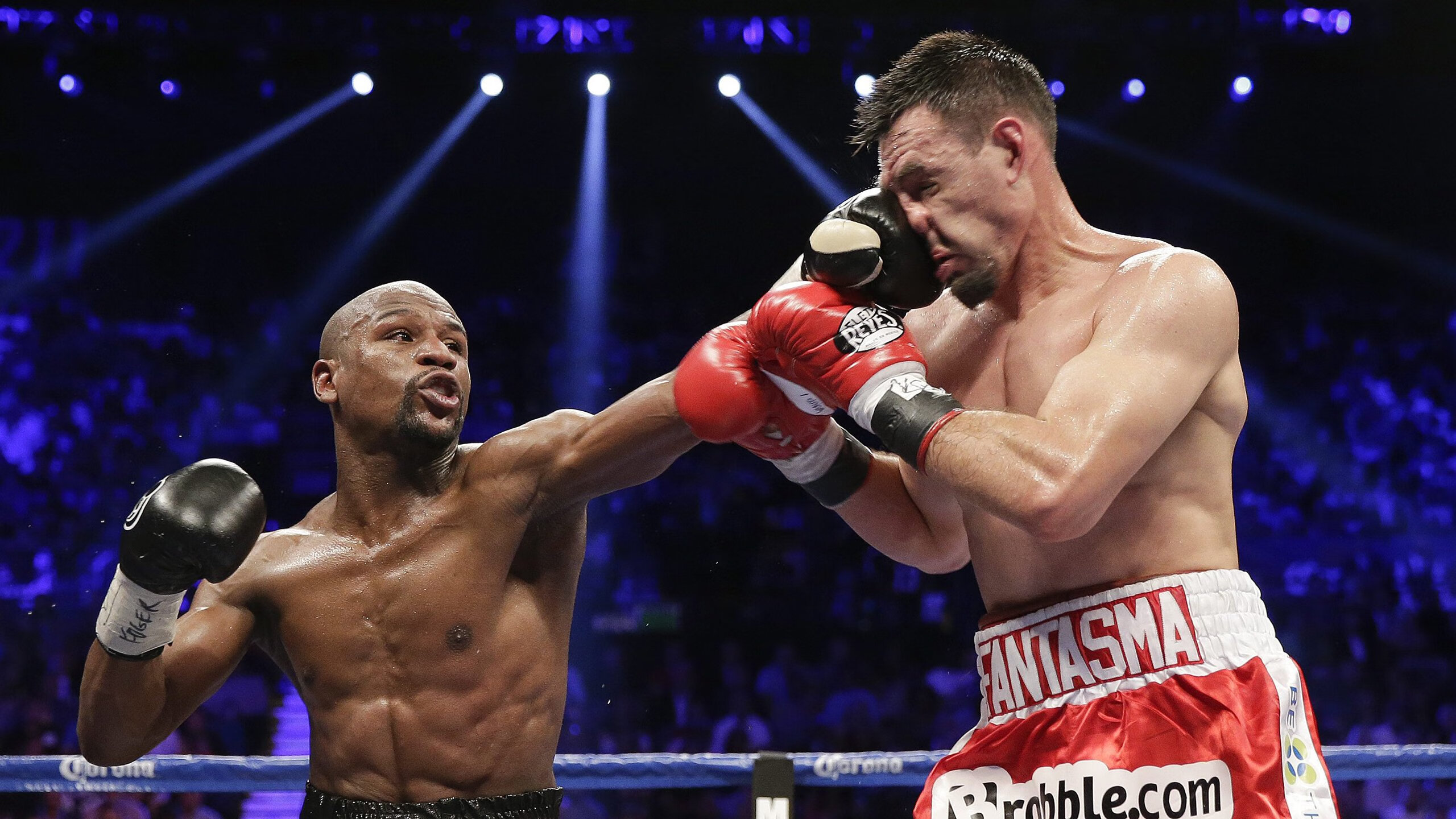 当里昂的锋刃遇见东方的长城，萨卡连续得分如何拉开足球文化的差距